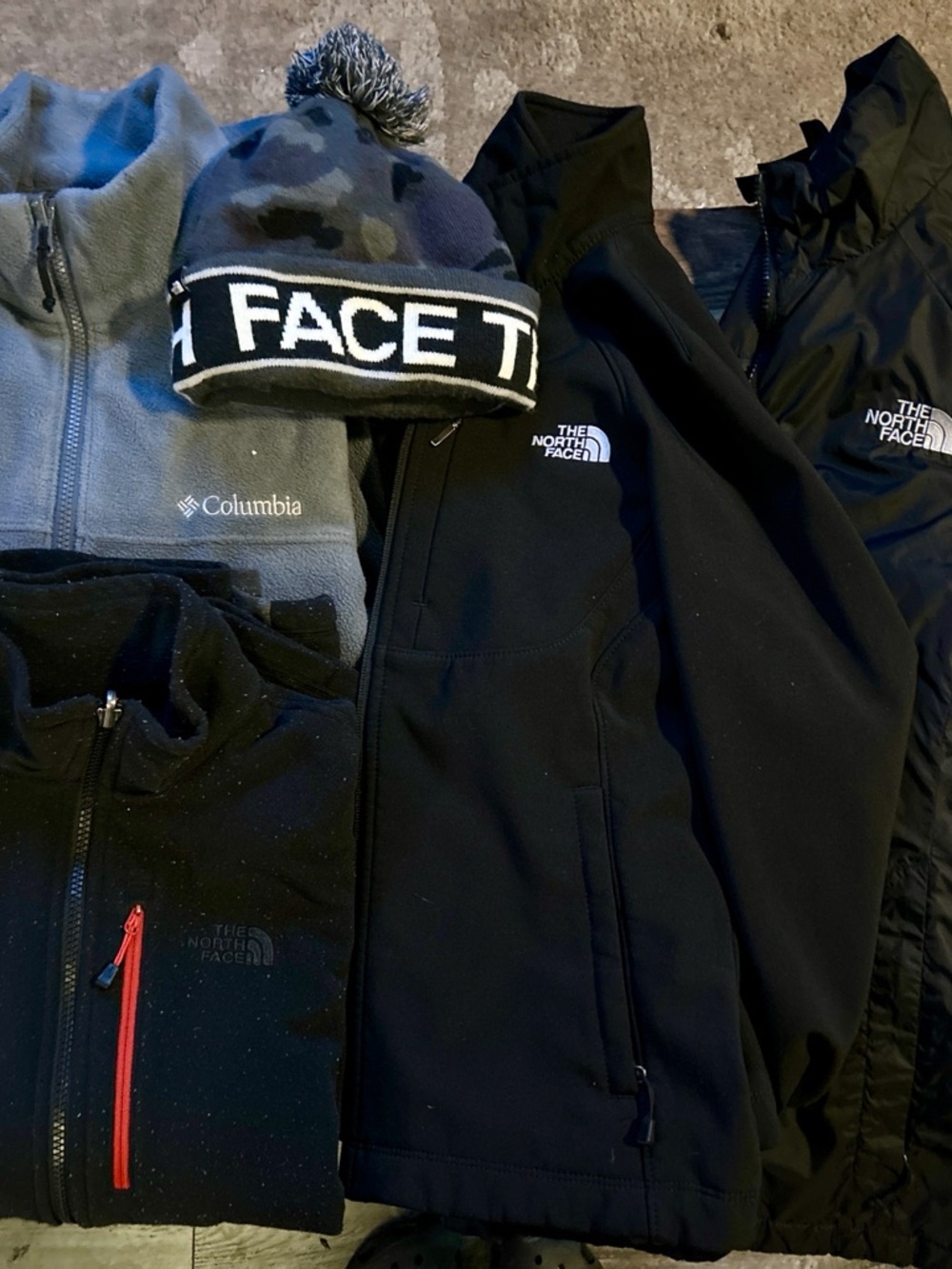 The North Face Women’s Bundle Jackets Fleece Lot + Columbia Zip Beanie Included